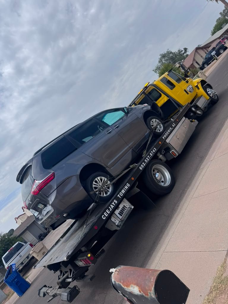 CeeJay's Towing LLC Roadside Service